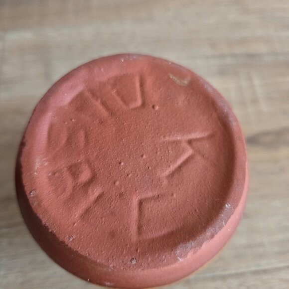 Set of 2 hand made bud vases brown and black colors. Signed K Quebec. - Picture 7 of 7